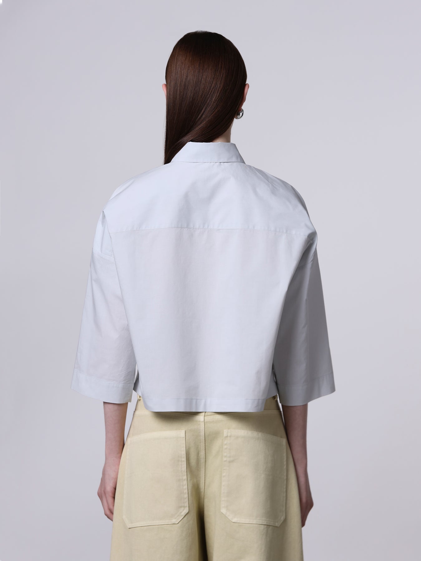 Cropped shirt