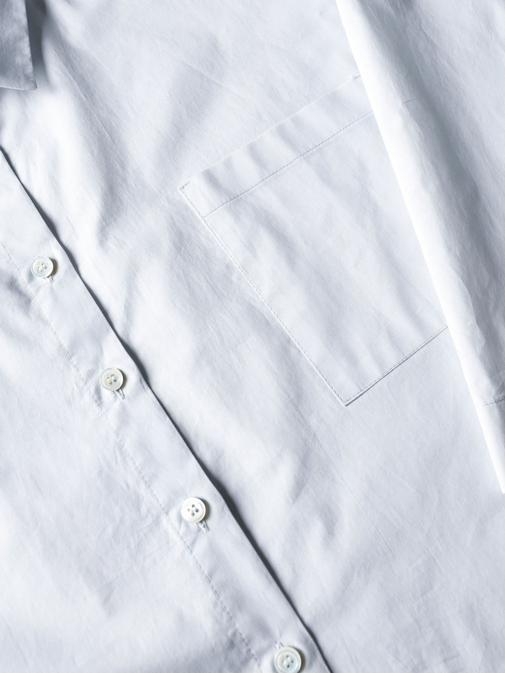 Cropped shirt