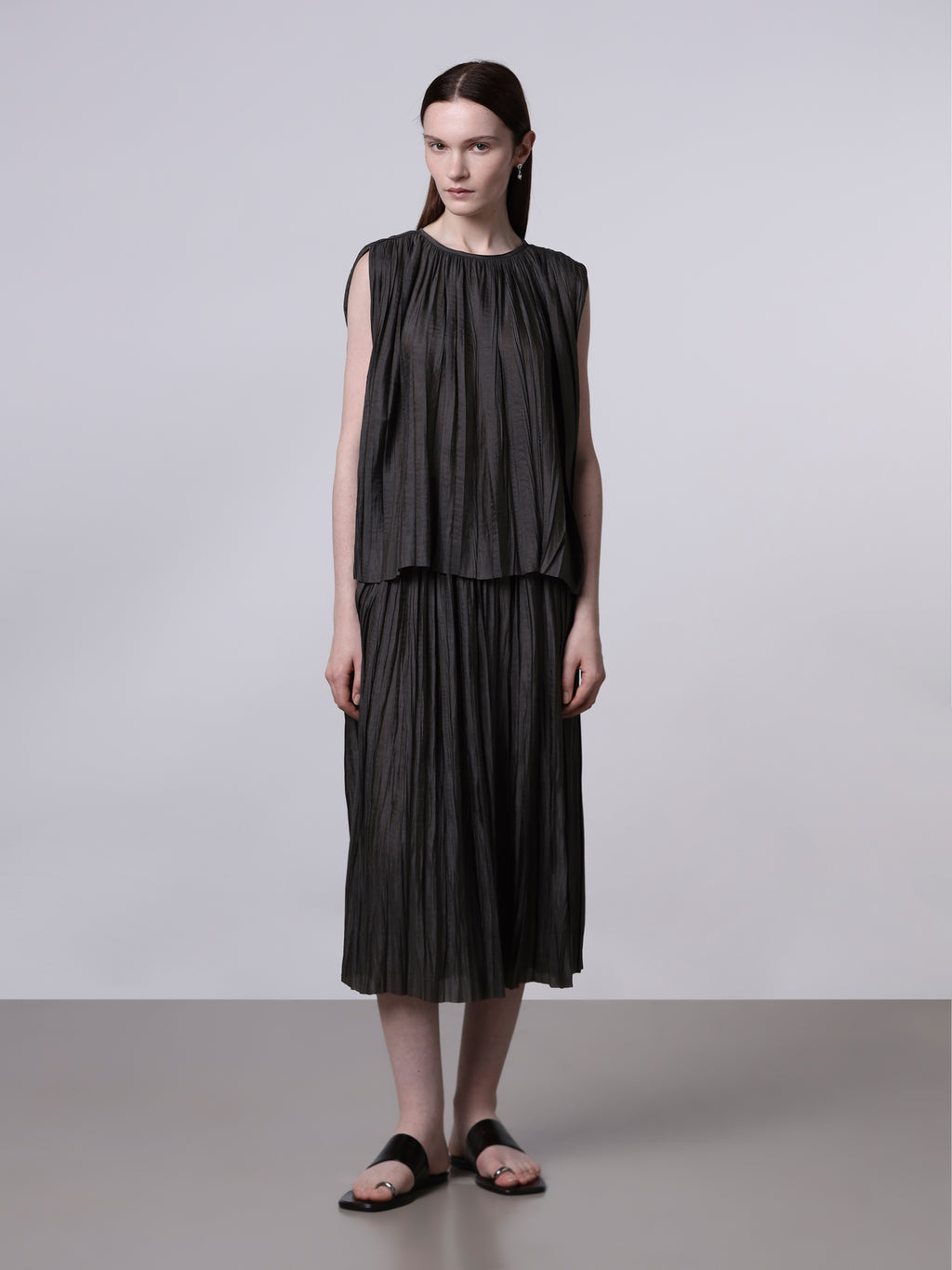 Plissé midi skirt