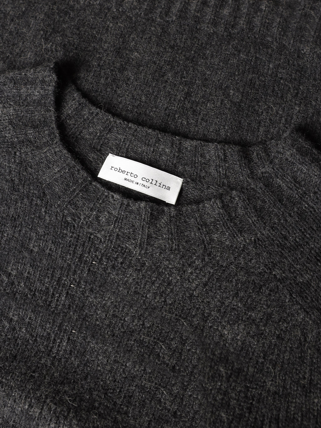 Three-quarter sleeve wool and camel sweater