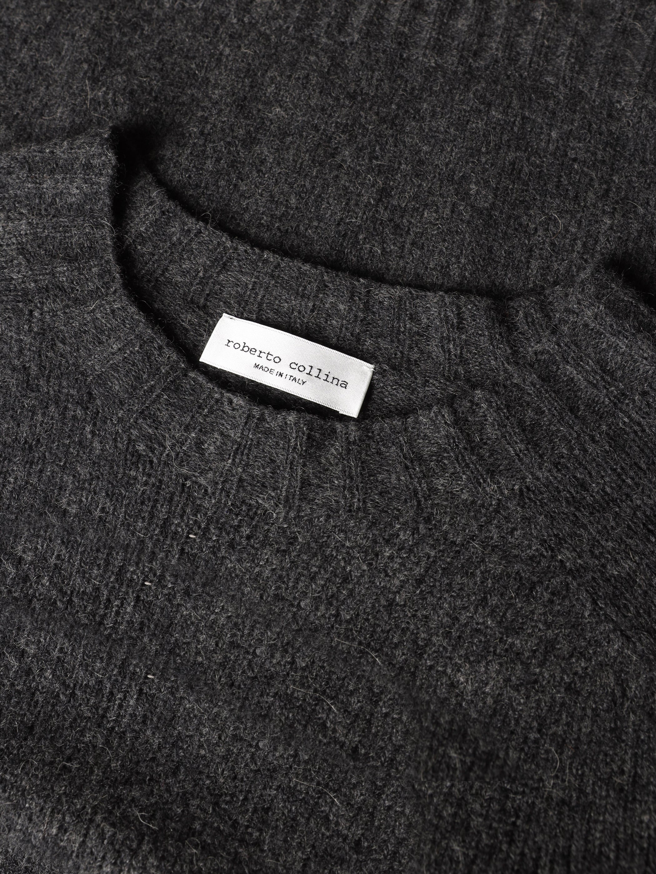 Three-quarter sleeve wool and camel sweater