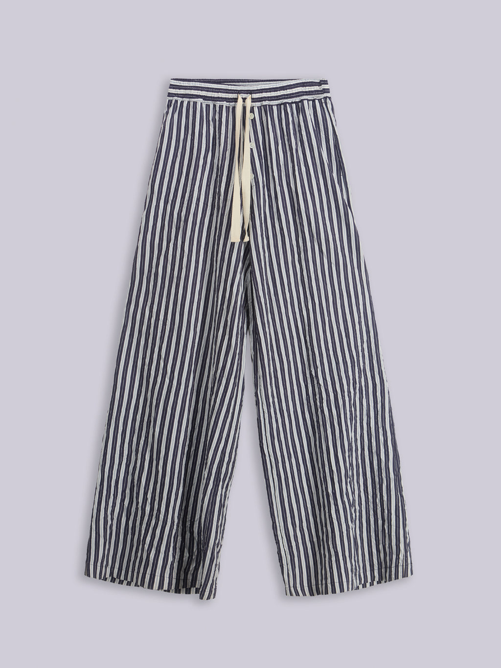 Oversized crinkled trousers