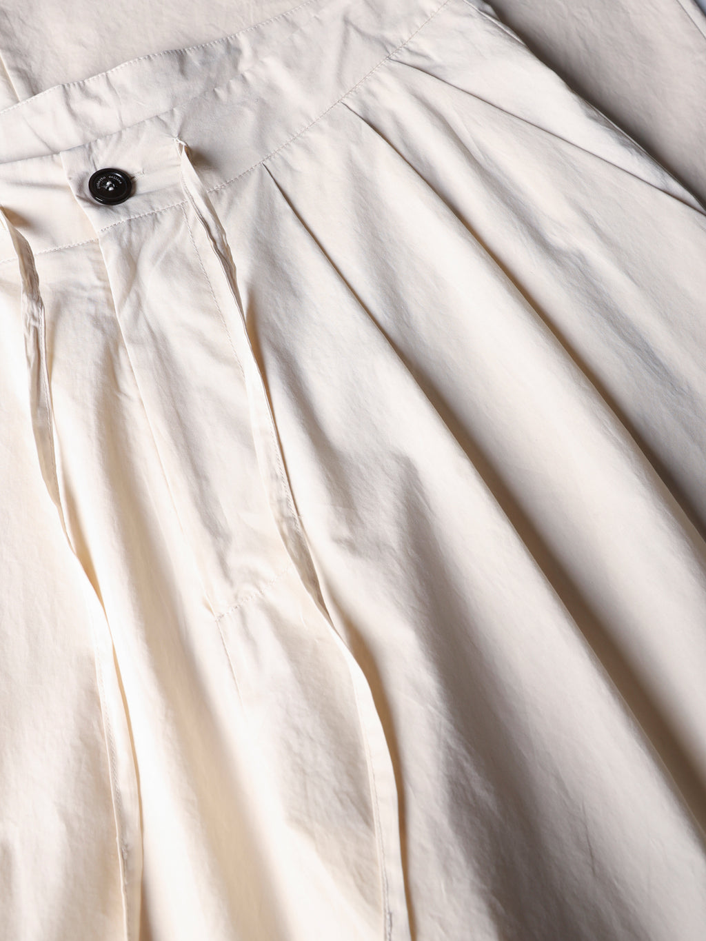 Wide-Leg trousers with pinces