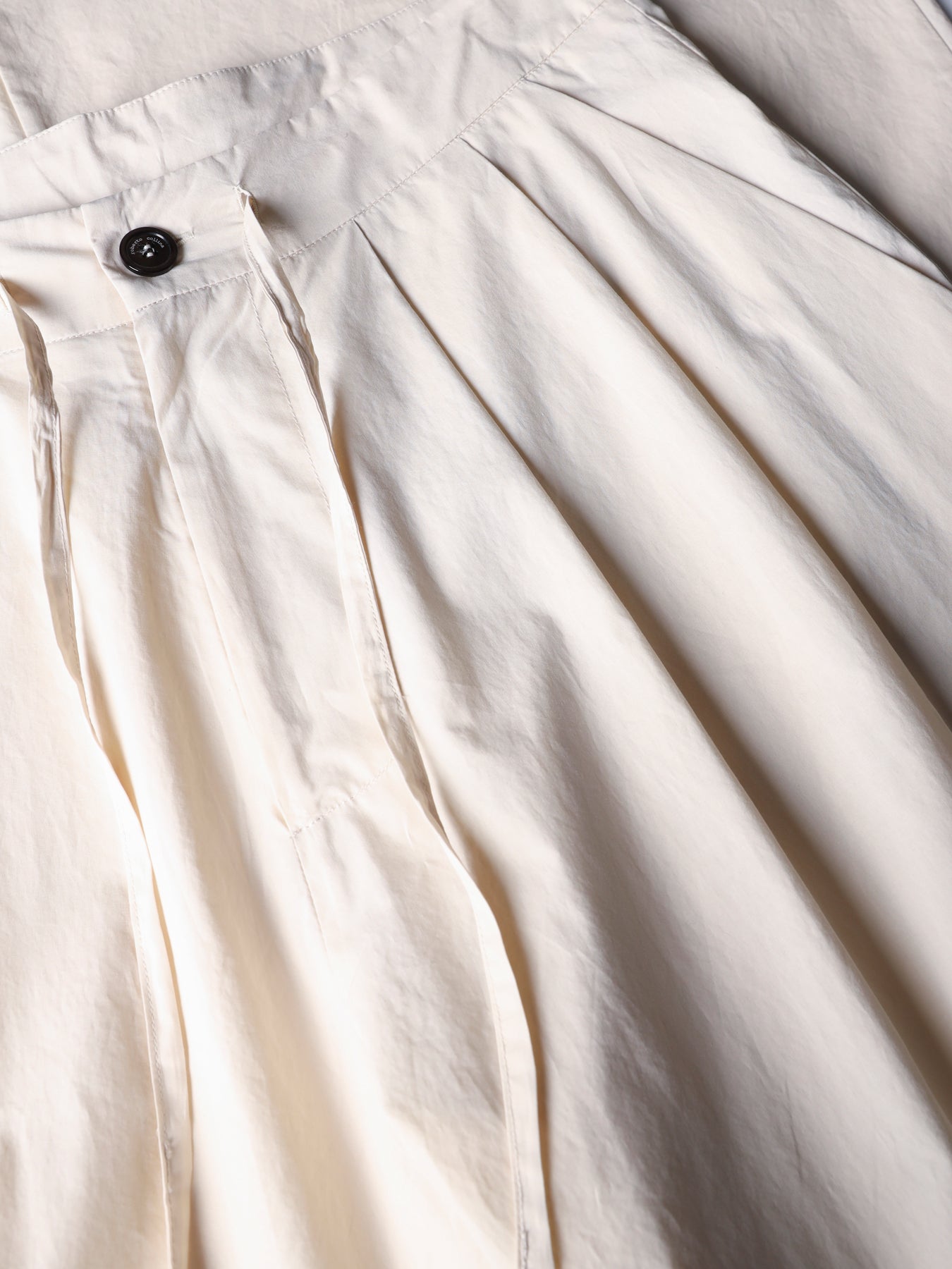 Wide-Leg trousers with pinces