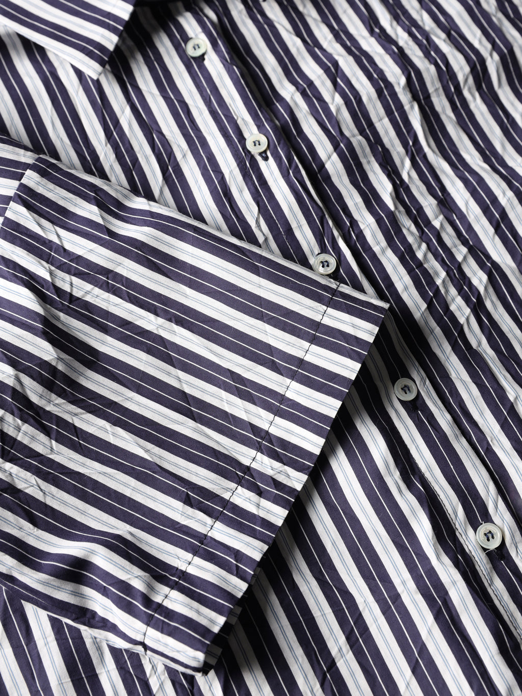 Cropped crinkled shirt