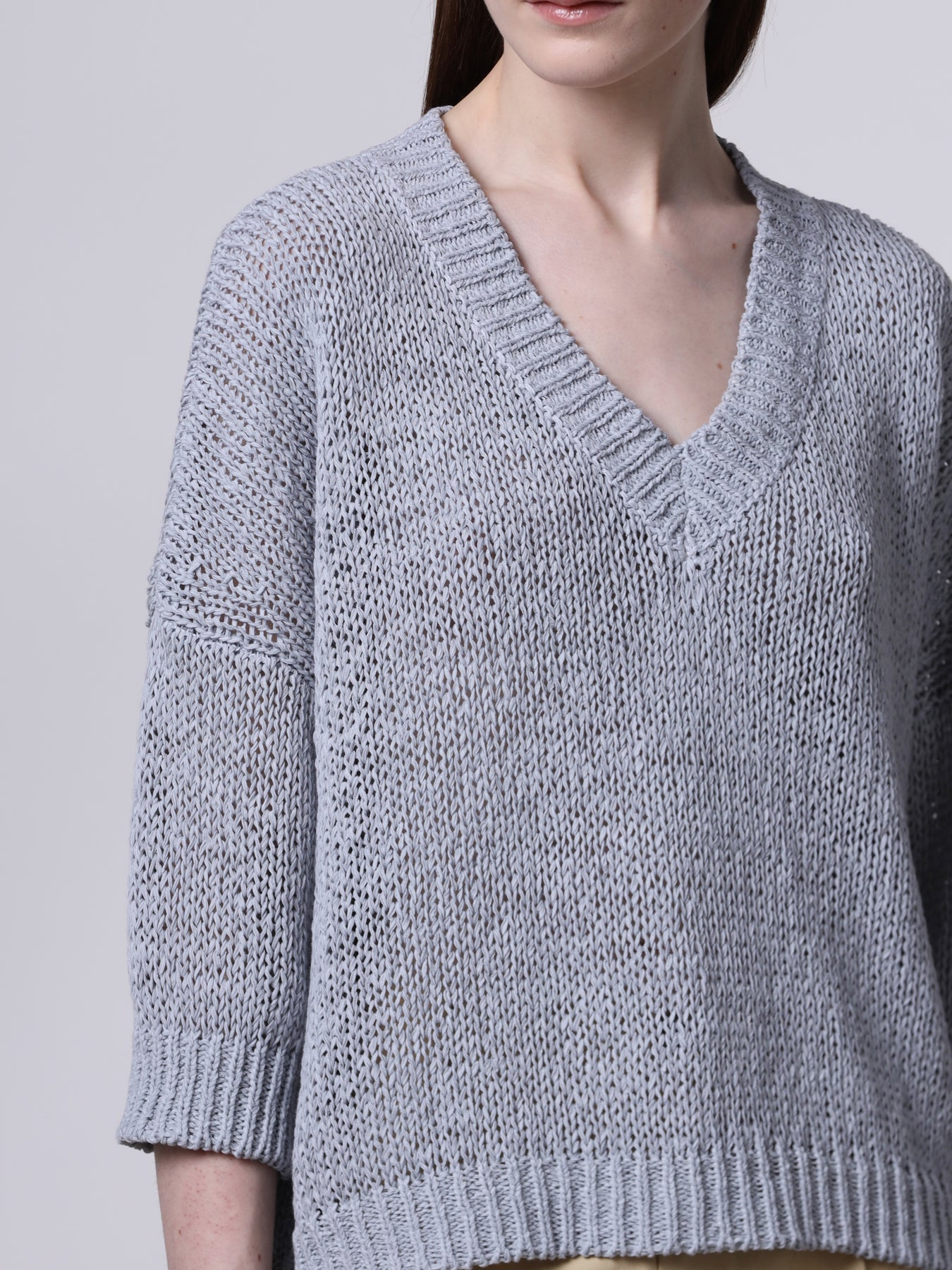 Boxy v-neck