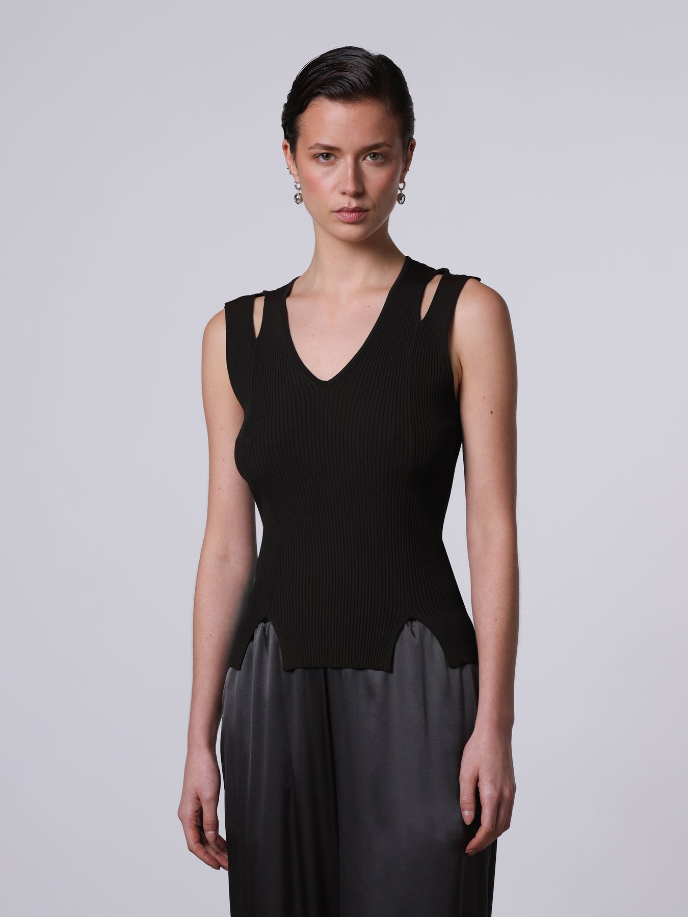 Cut-out top