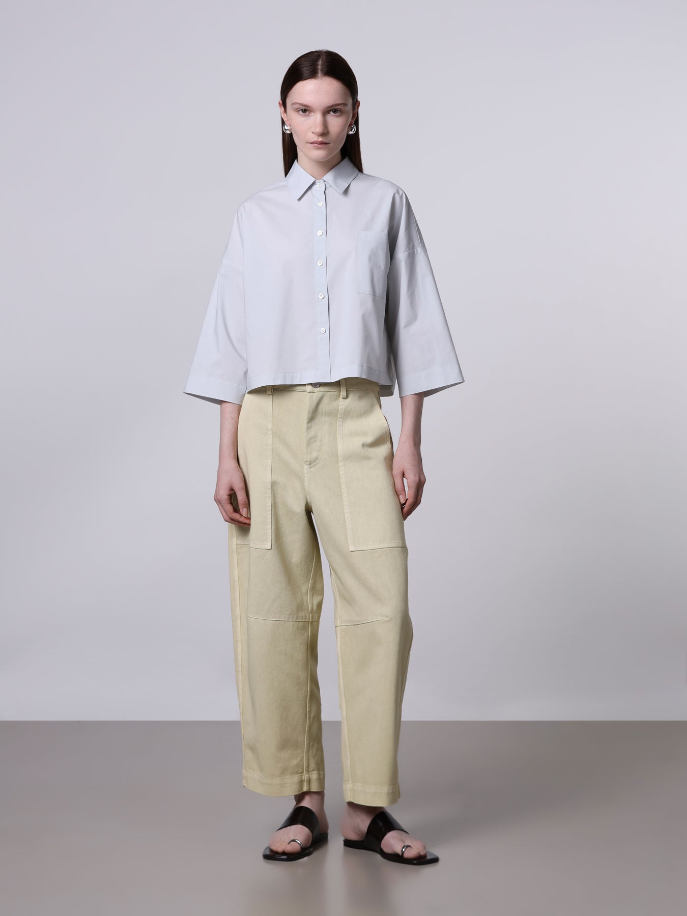 Cropped shirt